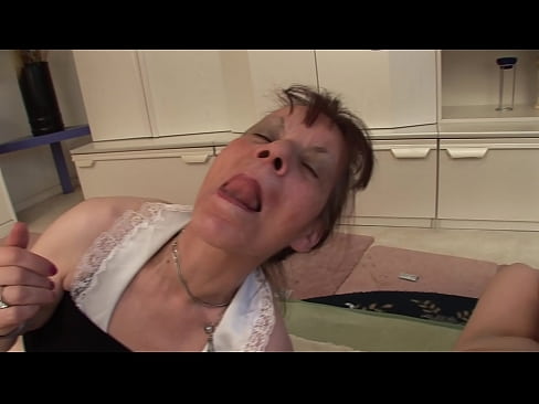 ❤️ Kaks vanaema ja üks vanaisa teevad kolmekesi ️ Pornovideo at porn et.myteporn.ru ☑